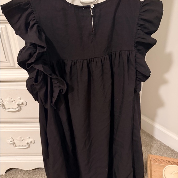 Black Ruffled V-Neck DRESS - Picture 2 of 2